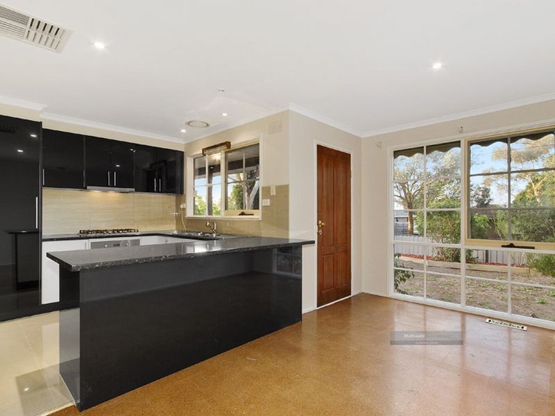 1/3 Fourth Avenue, Rowville VIC 3178