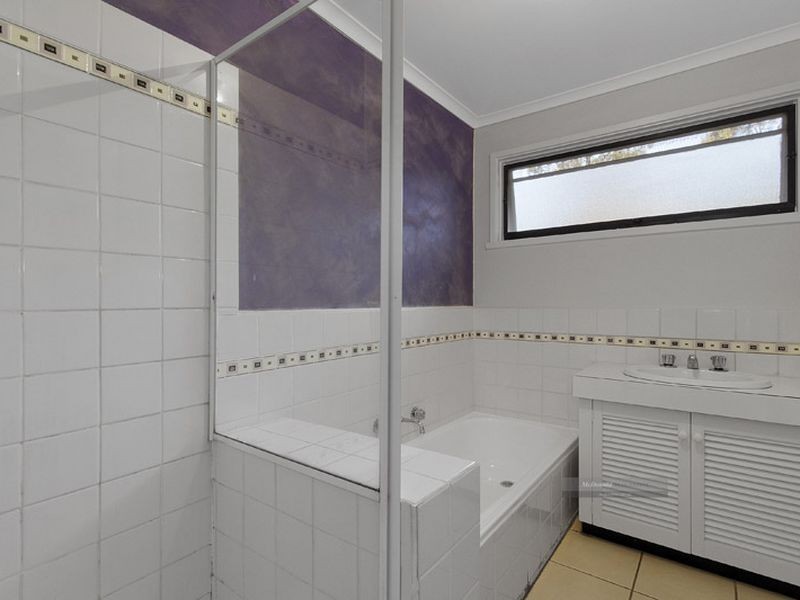 1/3 Fourth Avenue, Rowville VIC 3178