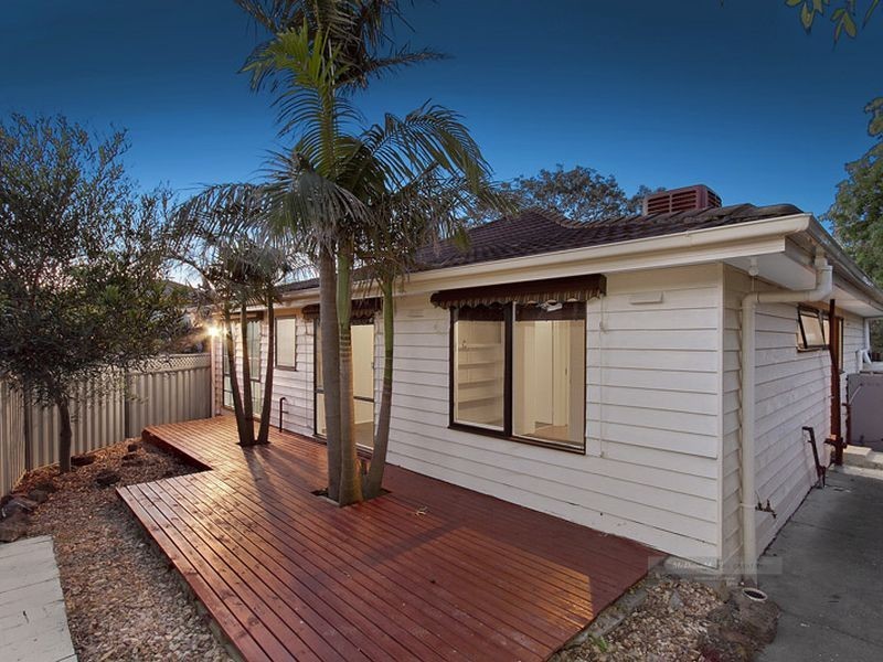 1/3 Fourth Avenue, Rowville VIC 3178