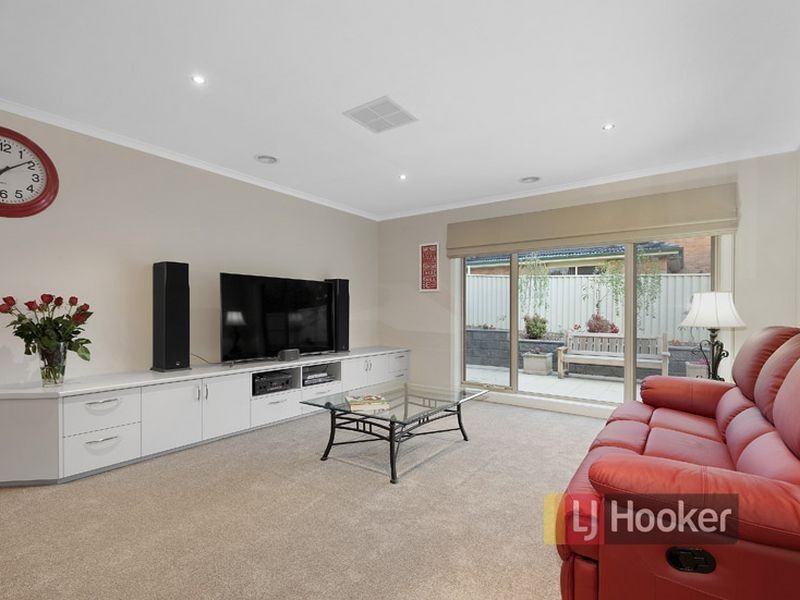 22 Palm Court, Lysterfield VIC 3156