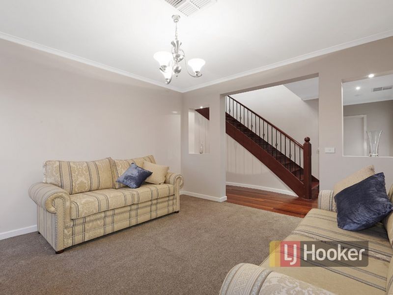 22 Palm Court, Lysterfield VIC 3156