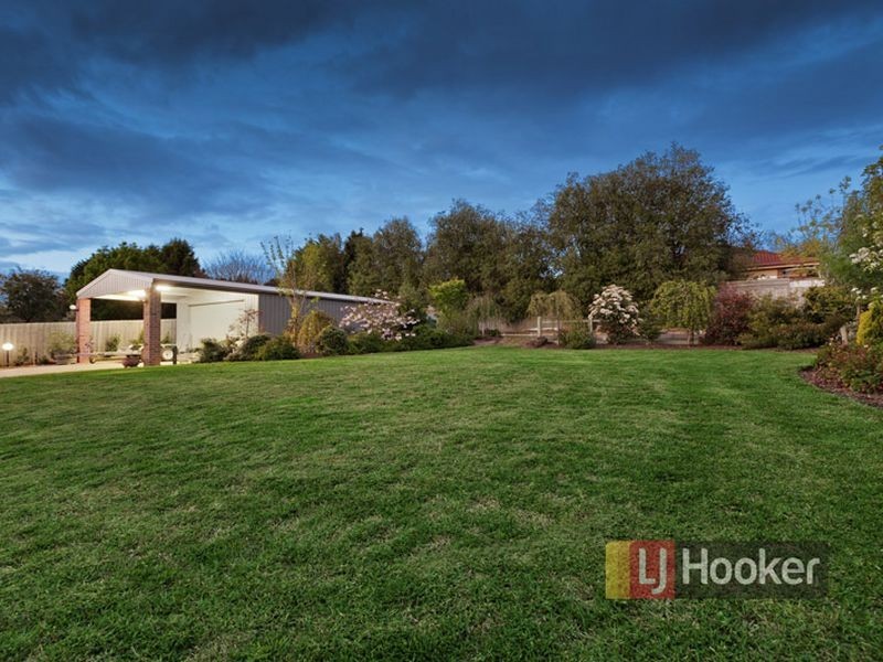 22 Palm Court, Lysterfield VIC 3156