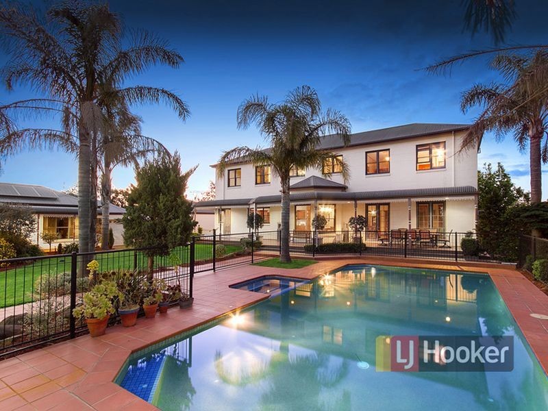 21 Major Crescent, Lysterfield VIC 3156