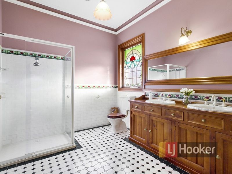 21 Major Crescent, Lysterfield VIC 3156