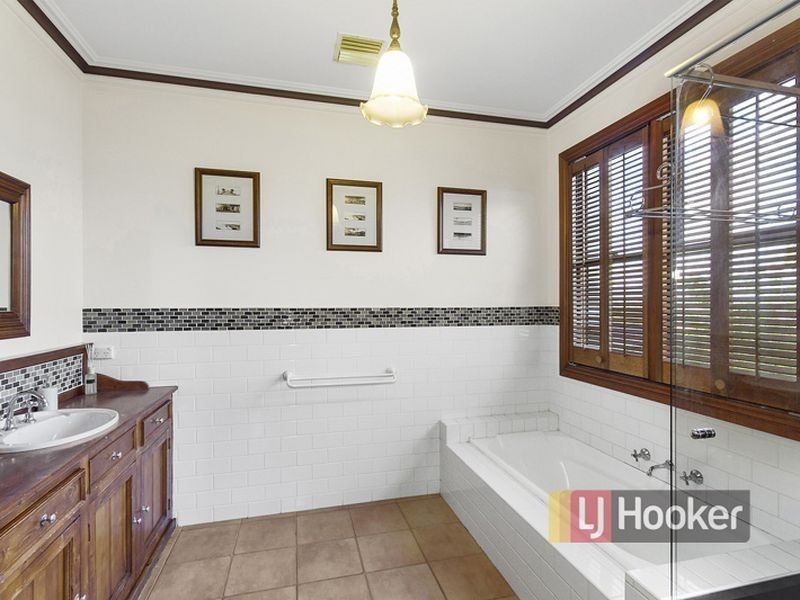 21 Major Crescent, Lysterfield VIC 3156