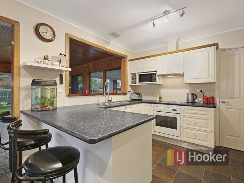 4 Bergins Road, Rowville VIC 3178