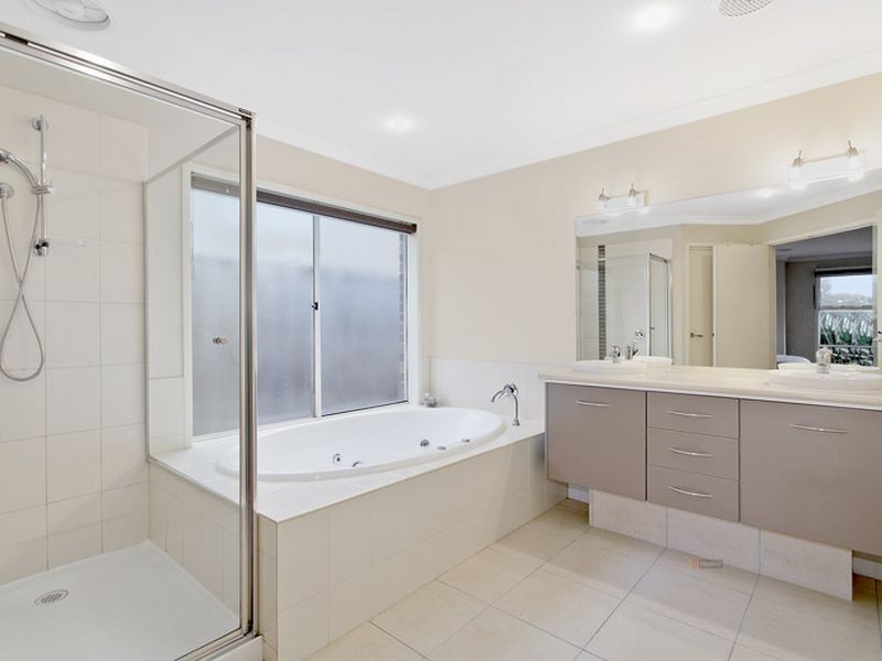 166 Blackwood Park Road, Rowville VIC 3178