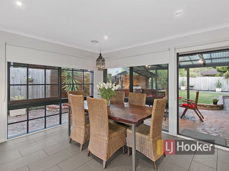 16 Everglades Court, Rowville VIC 3178