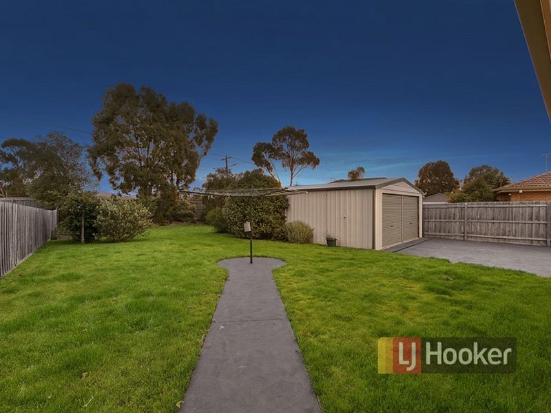 10 Lambourne Avenue, Rowville VIC 3178