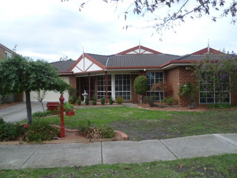 6 Kilcunda Drive, Rowville VIC 3178