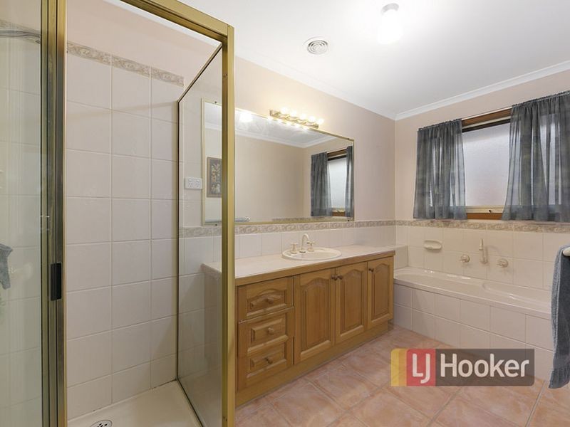 10 Lanyon Court, Lysterfield VIC 3156