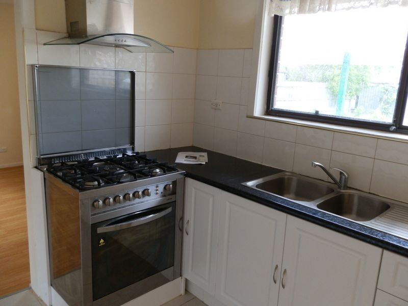 41 Lakeview Avenue, Rowville VIC 3178