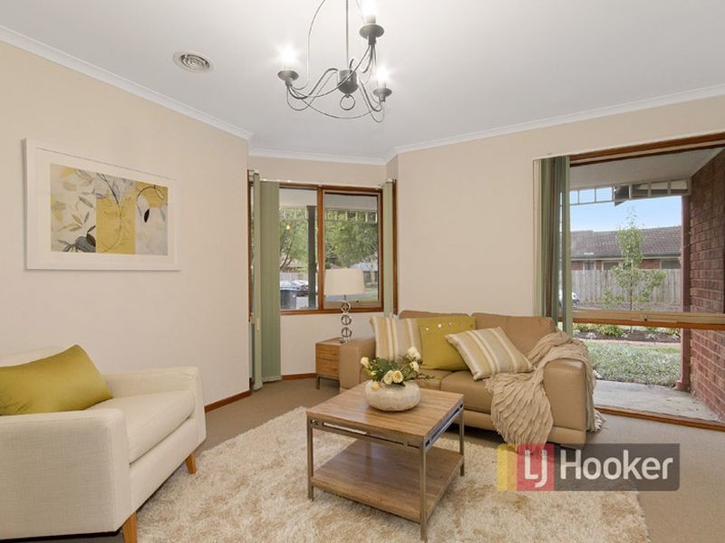 7 Adrian Place, Rowville VIC 3178