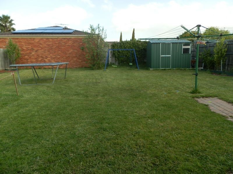 2 Streeton Court, Rowville VIC 3178