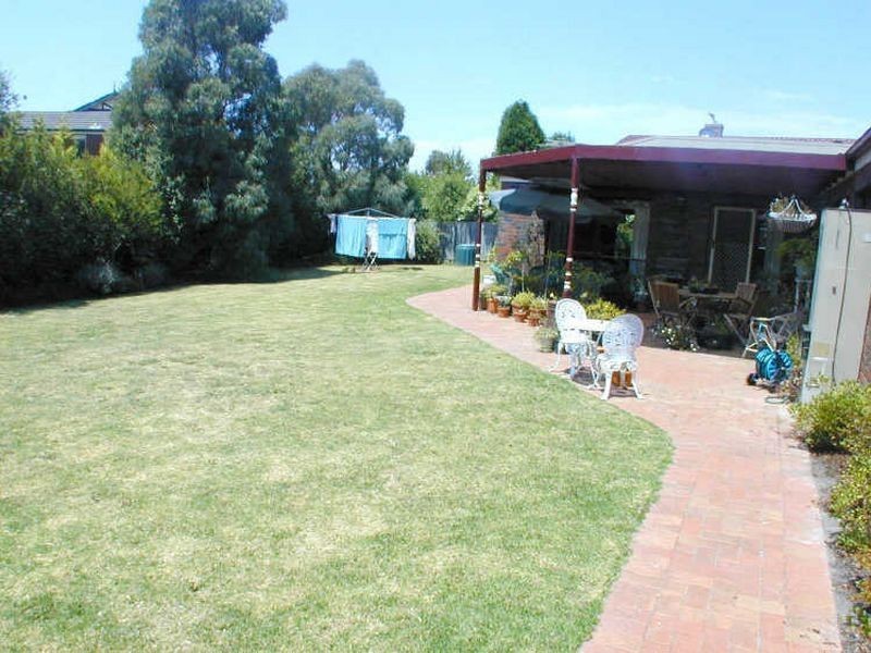 4 Miramah Close, Rowville VIC 3178