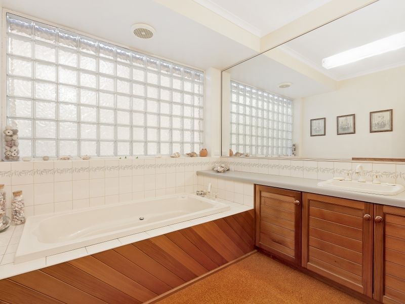 24-26 Taylors Lane, Rowville VIC 3178