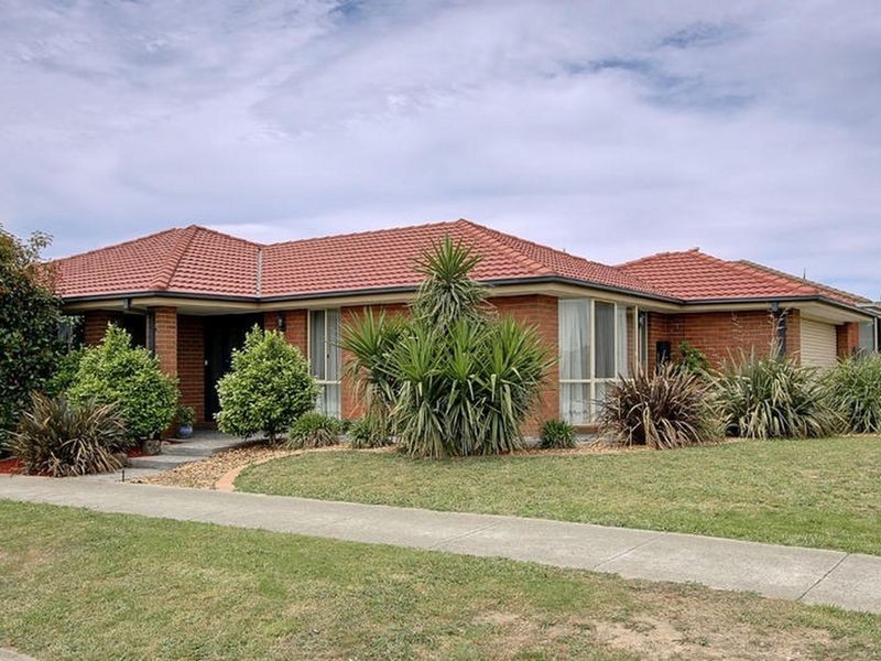 1 Tara Close, Rowville VIC 3178