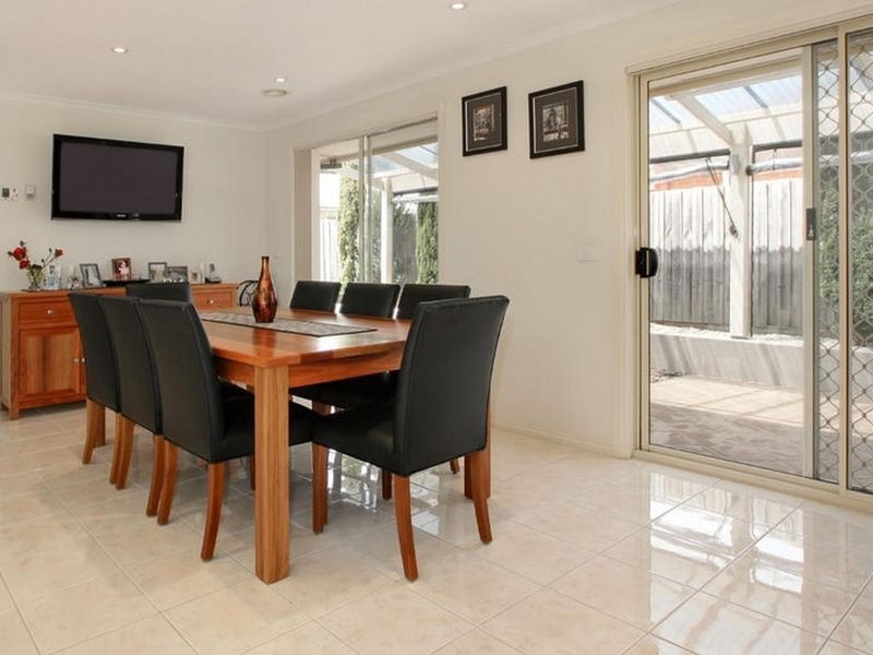 1 Tara Close, Rowville VIC 3178