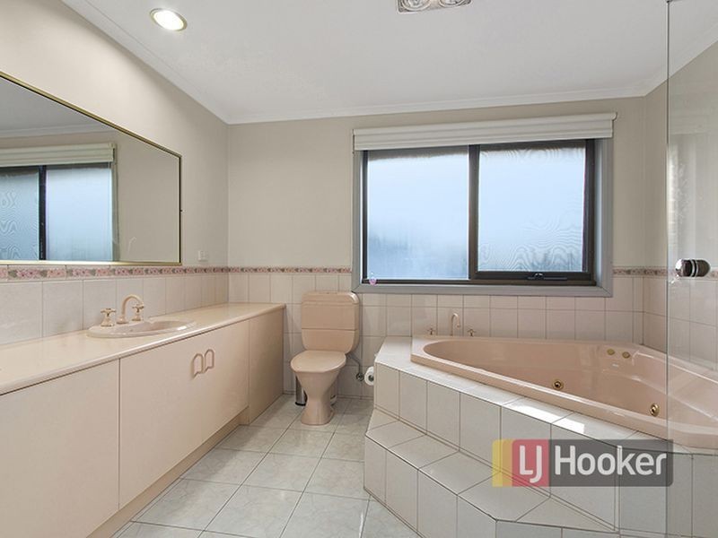 4 Hakea Place, Rowville VIC 3178