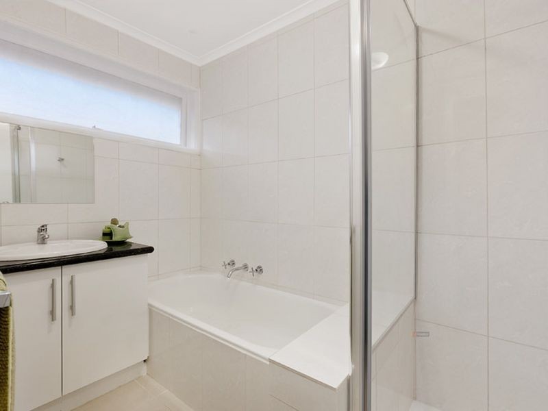 76 Fernbank Crescent, Mulgrave VIC 3170