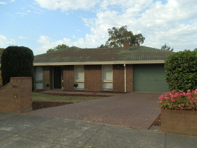 82 Somerset Drive, Dandenong North VIC 3175