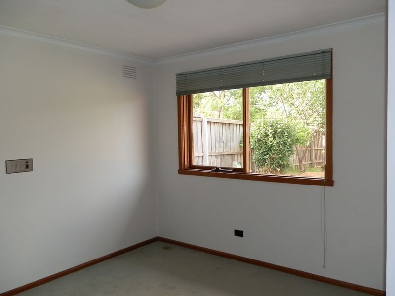 82 Somerset Drive, Dandenong North VIC 3175