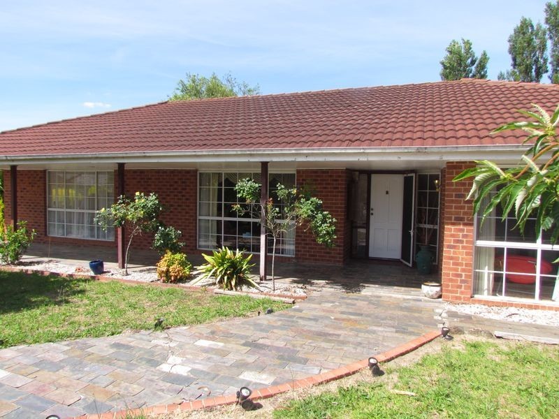 30 Salerno Way, Rowville VIC 3178