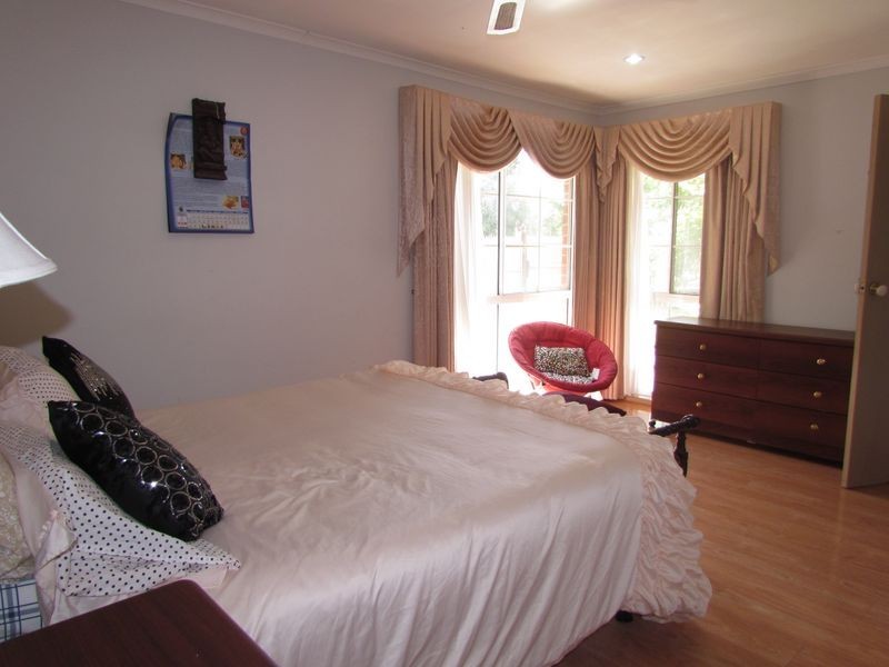 30 Salerno Way, Rowville VIC 3178