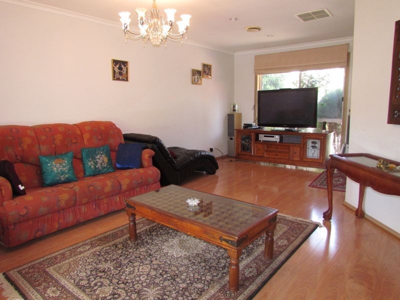 30 Salerno Way, Rowville VIC 3178