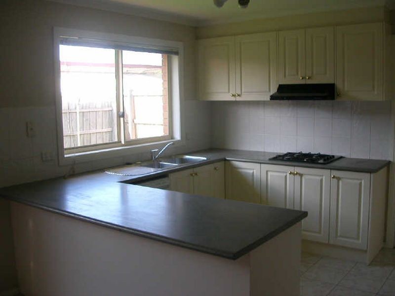 21 Waradgery Drive, Rowville VIC 3178