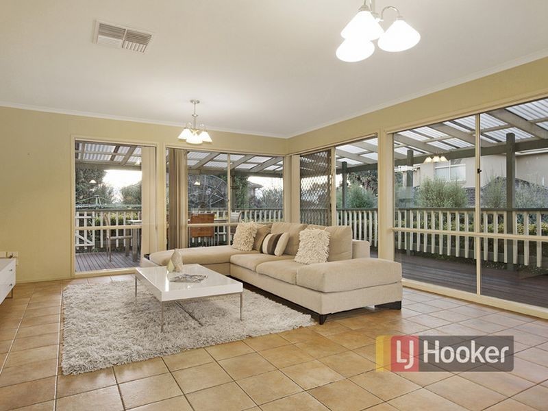 49 Heany Park Road, Rowville VIC 3178