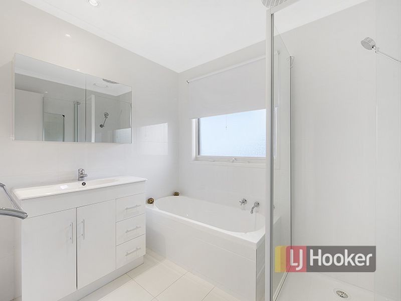 90 Haverbrack Drive, Mulgrave VIC 3170