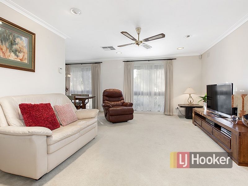 288 Windermere Drive, Ferntree Gully VIC 3156