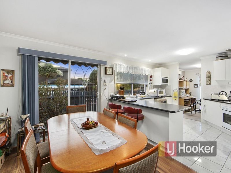 2 Aimee Place, Rowville VIC 3178