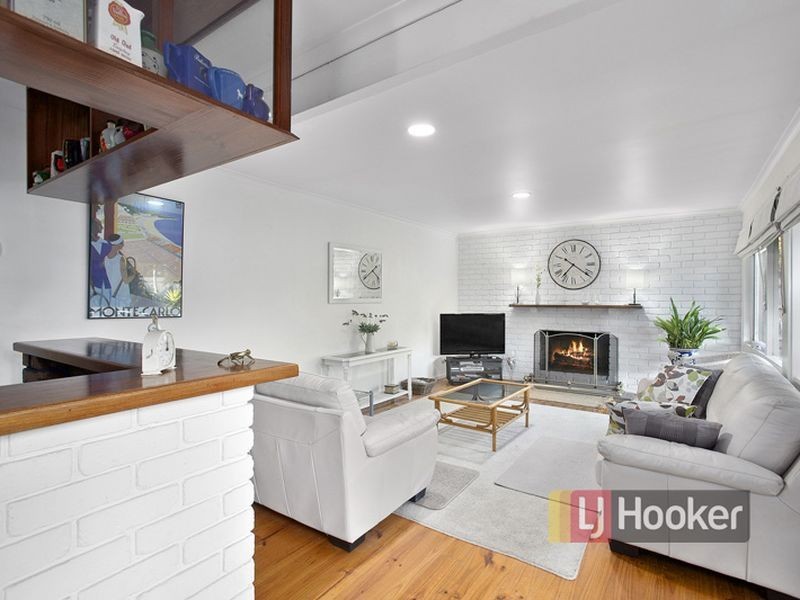 8 Holstein Court, Rowville VIC 3178