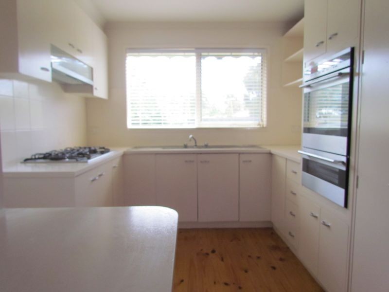 71 Goulburn Drive, Rowville VIC 3178