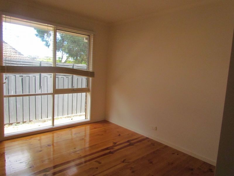 71 Goulburn Drive, Rowville VIC 3178