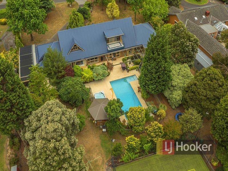 16 McKay Road, Rowville VIC 3178