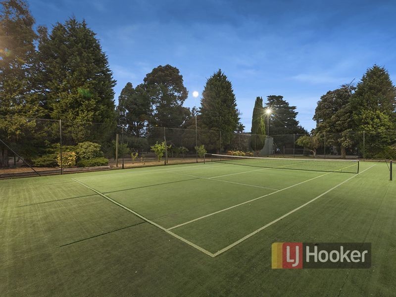 16 McKay Road, Rowville VIC 3178