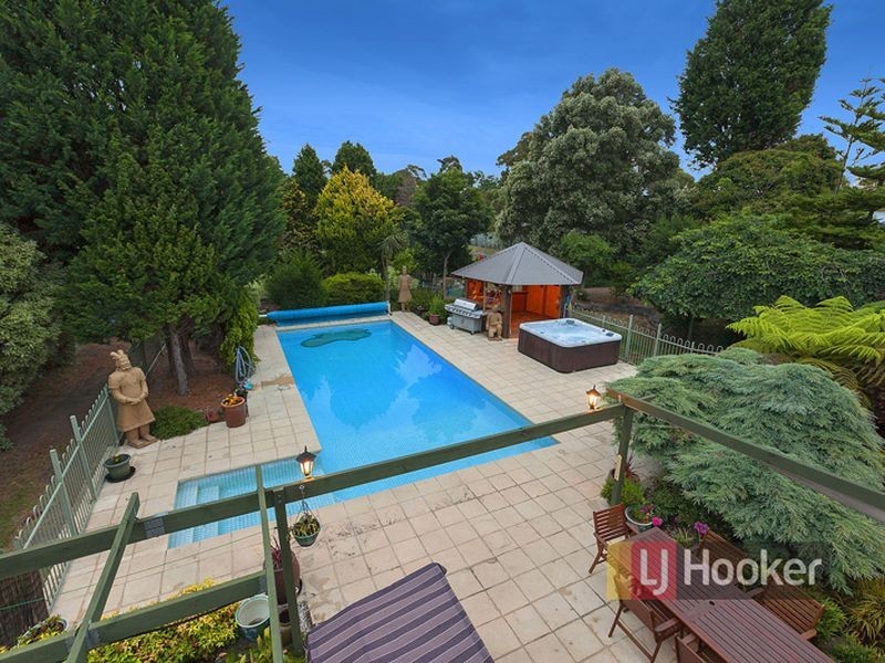 16 McKay Road, Rowville VIC 3178