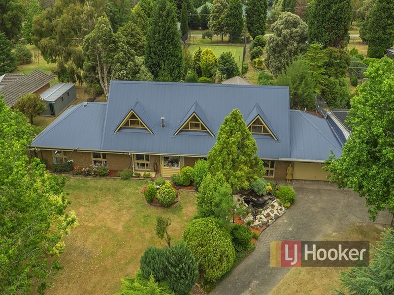 16 McKay Road, Rowville VIC 3178