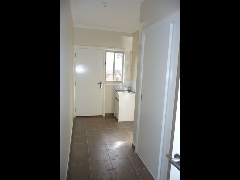 2/61 David Street North, Knoxfield VIC 3180