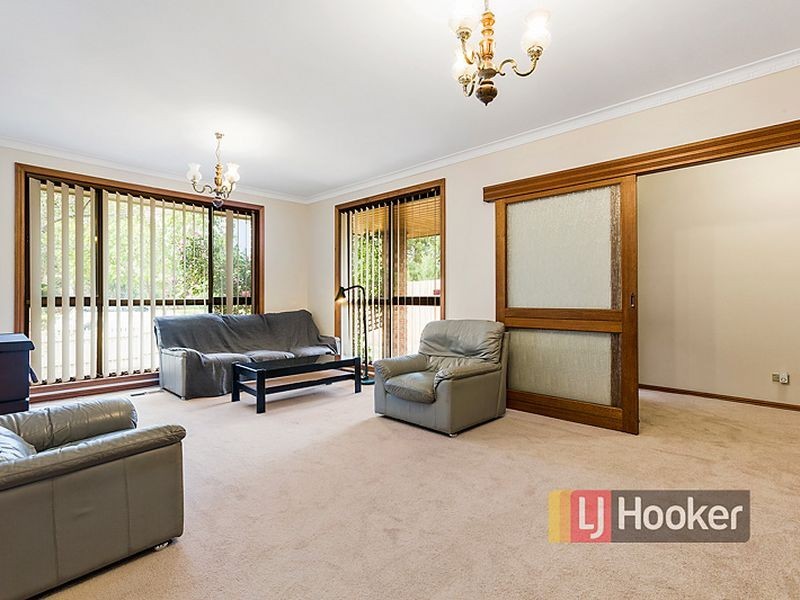 1 Mitta Close, Rowville VIC 3178