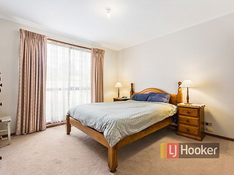 1 Mitta Close, Rowville VIC 3178