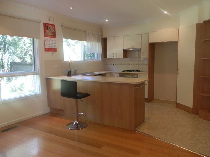 14 Jacaranda Road, Wheelers Hill VIC 3150