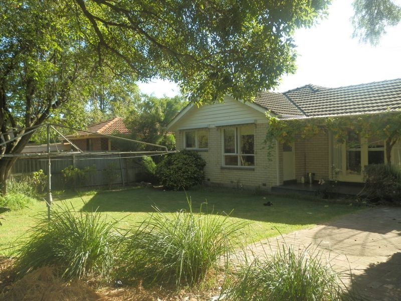 14 Jacaranda Road, Wheelers Hill VIC 3150