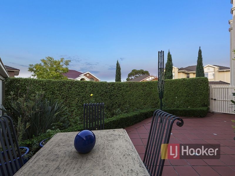 30 Morawa Drive, Mulgrave VIC 3170