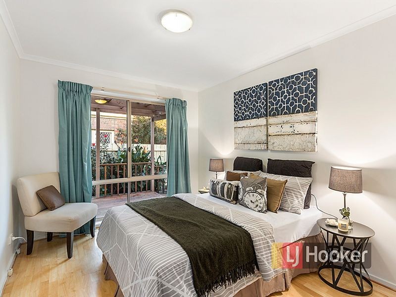11 Bensam Close, Rowville VIC 3178