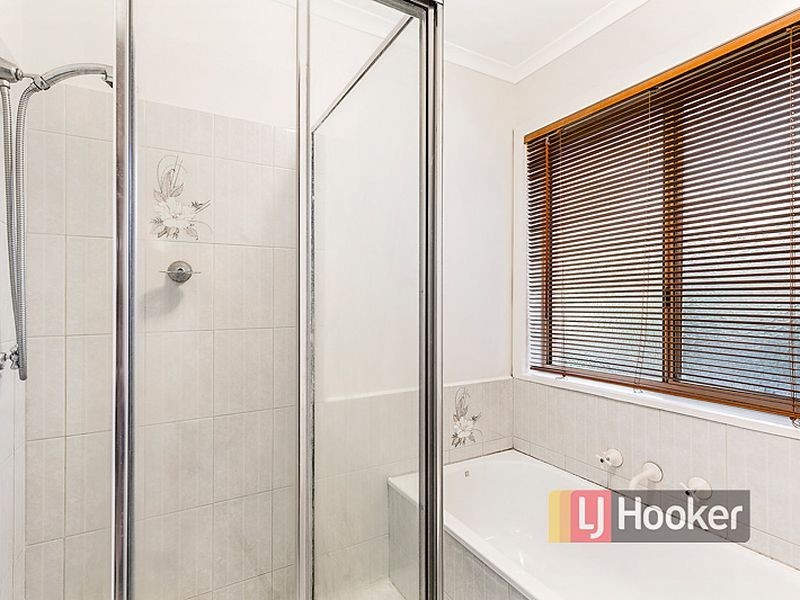 11 Bensam Close, Rowville VIC 3178