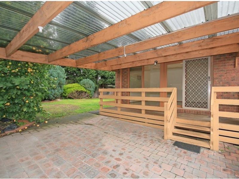 12 Primula Court, Rowville VIC 3178